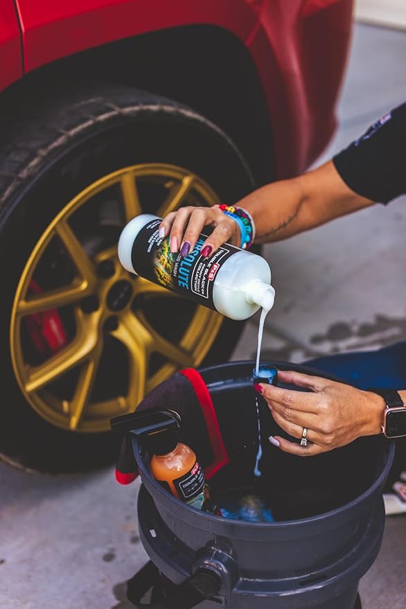 P&S Professional Detail Products Absolute Rinseless Wash – Premium Soap Alternative, Emulsifies Dirt, Softens Water, Safe on Paint, Coatings, Wraps, PPF & Interior Surfaces - 1 Quart